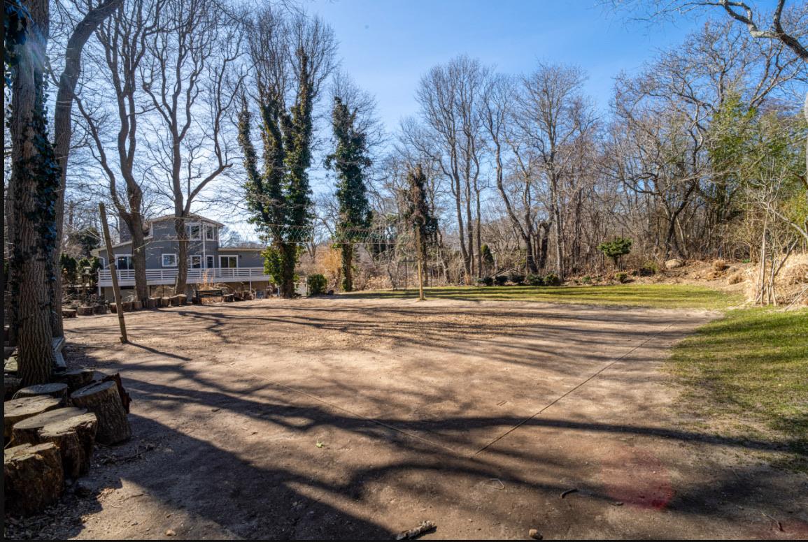 64 Fairview Avenue, Montauk, NY 11954