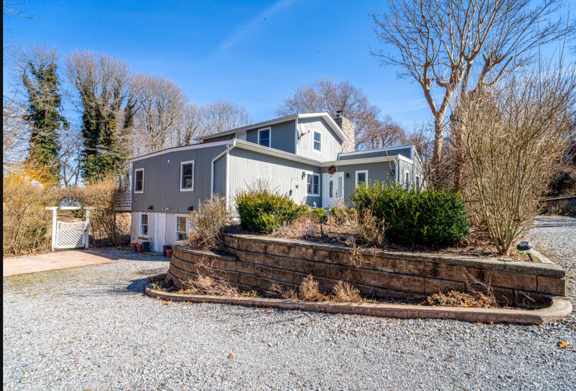 64 Fairview Avenue, Montauk, NY 11954