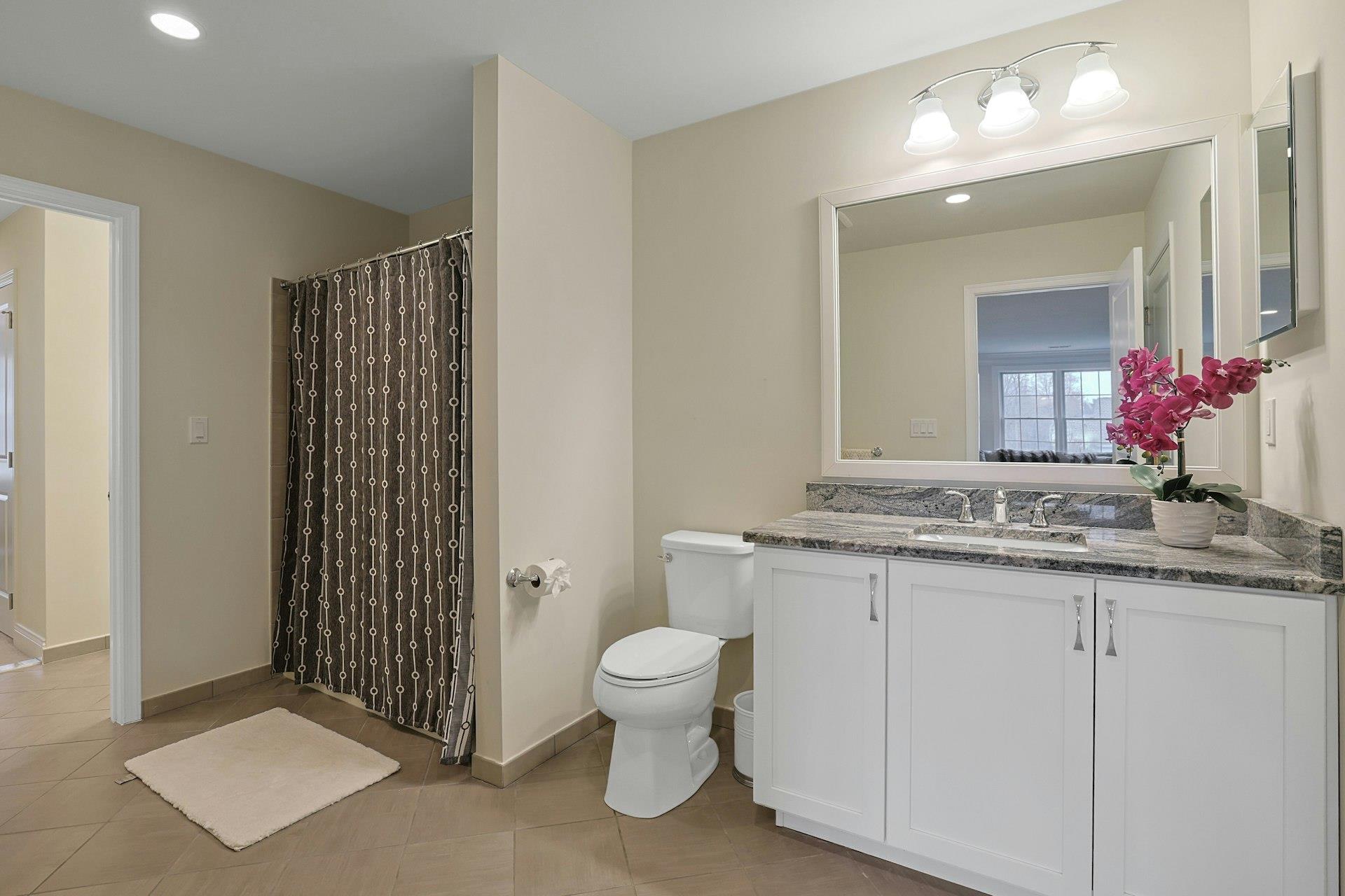 46 Dennis Lane, Pleasantville, NY 10570