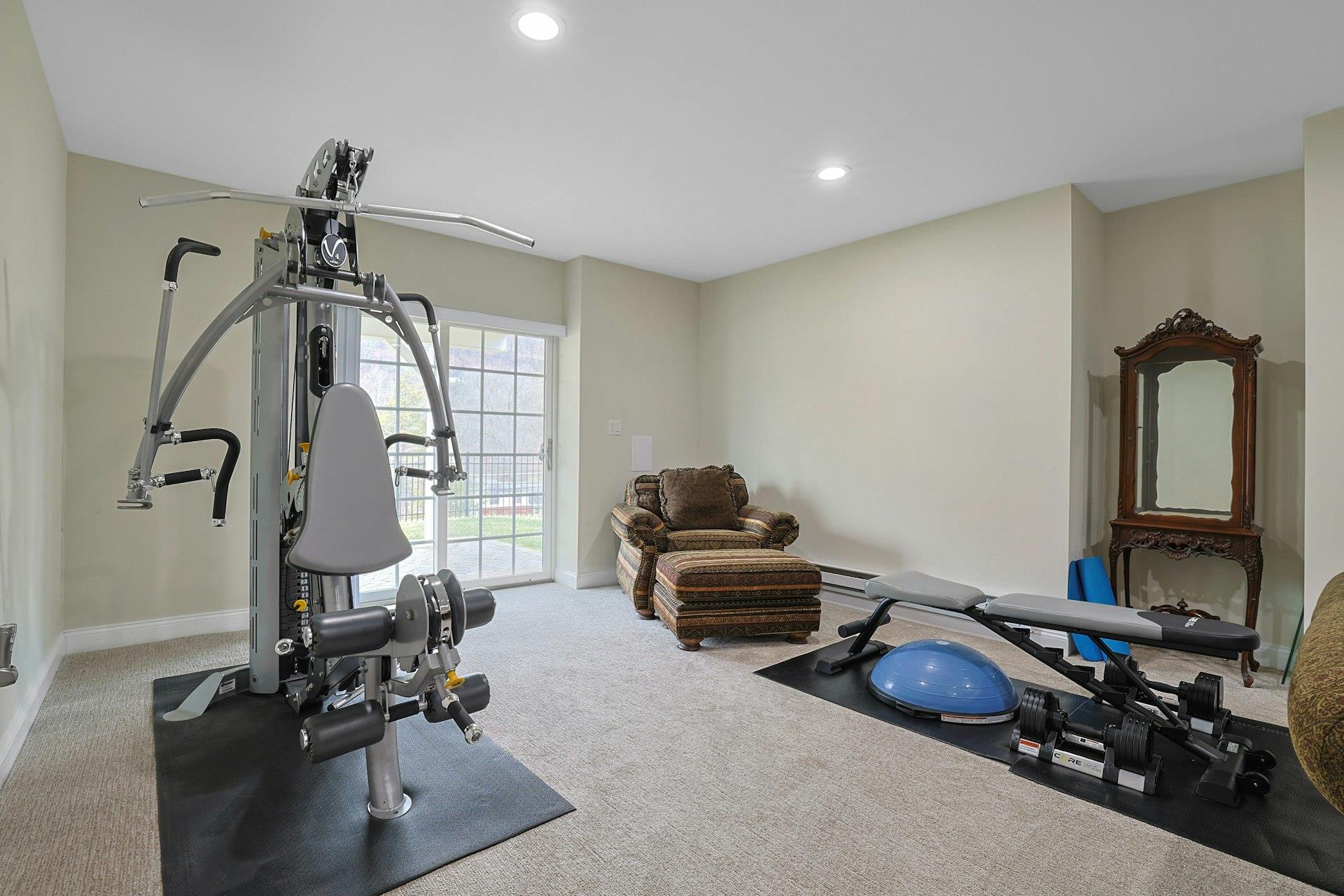 46 Dennis Lane, Pleasantville, NY 10570