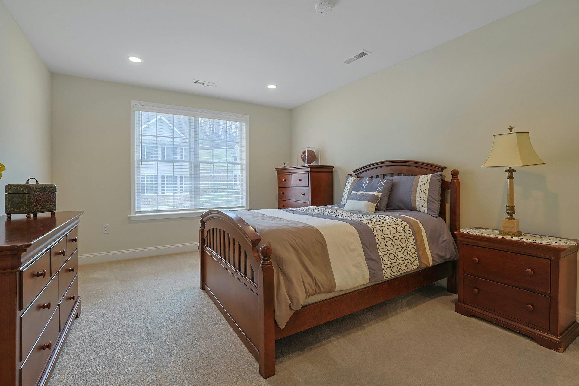 46 Dennis Lane, Pleasantville, NY 10570