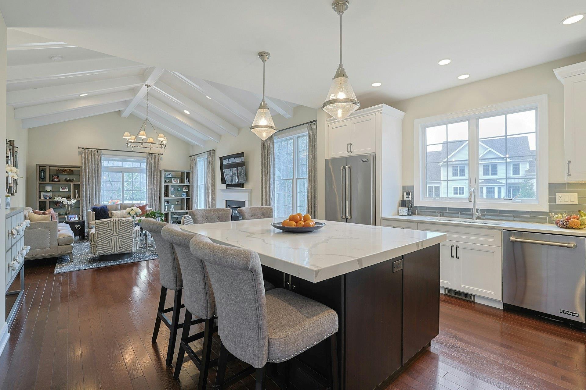 46 Dennis Lane, Pleasantville, NY 10570