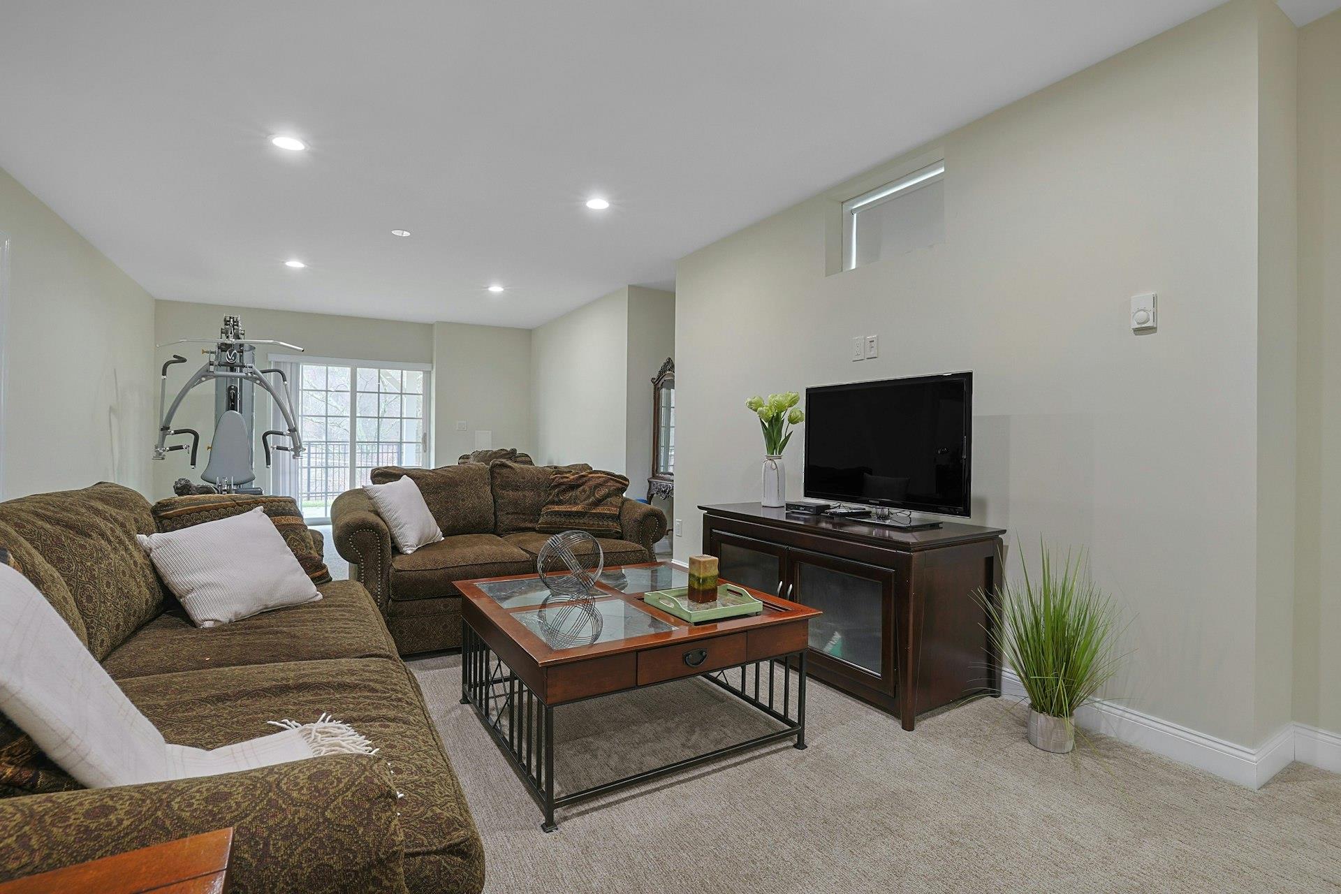 46 Dennis Lane, Pleasantville, NY 10570