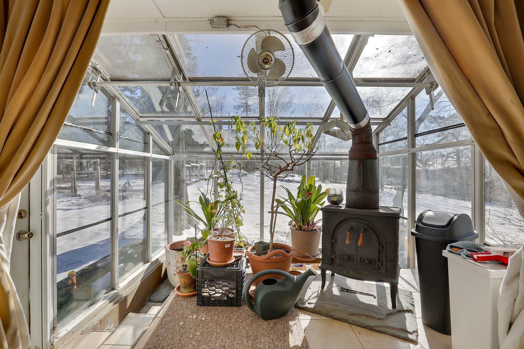 101 East Avenue, Walden, NY 12586