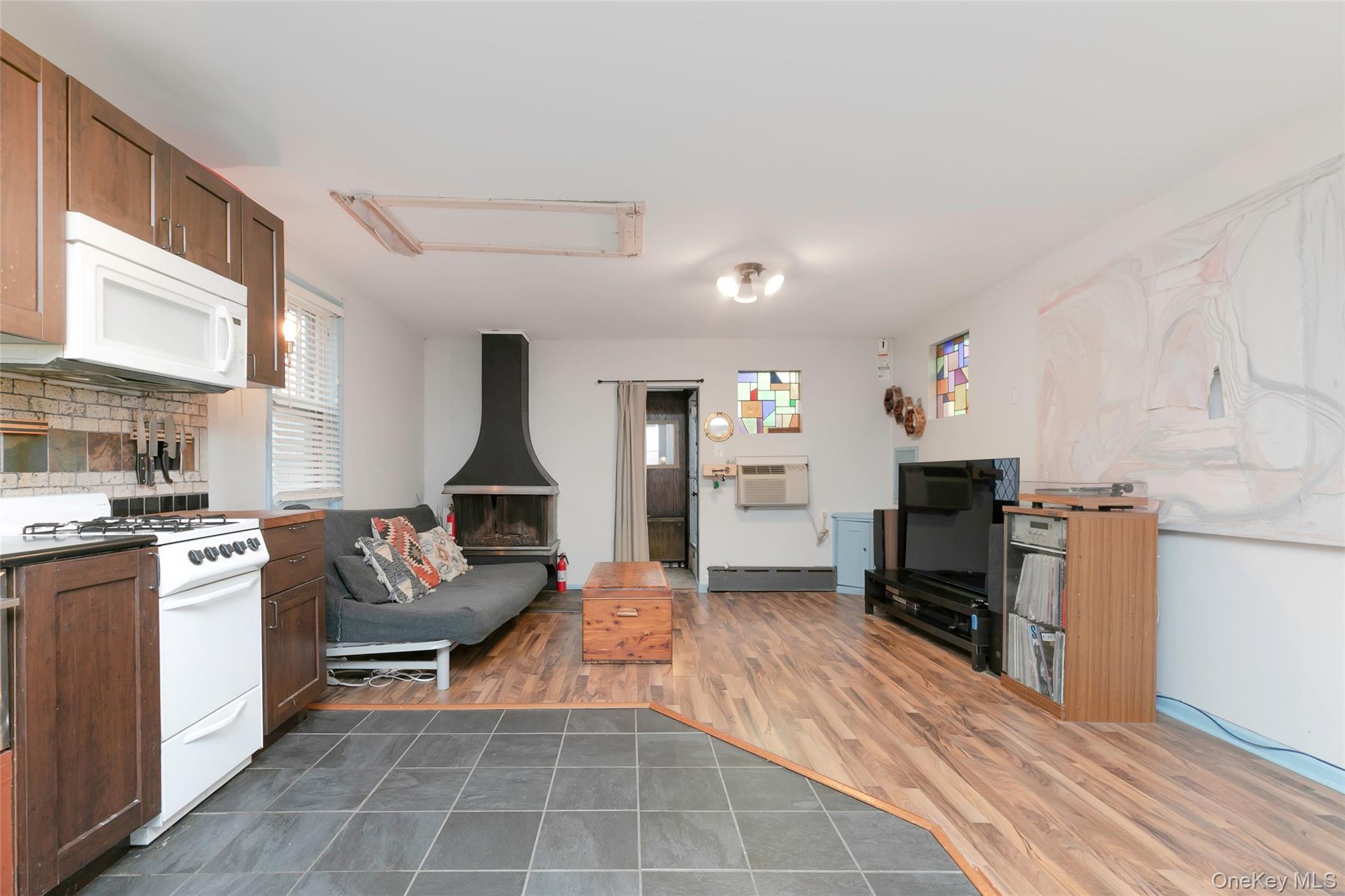 68 Tier Street, Bronx, NY 10464