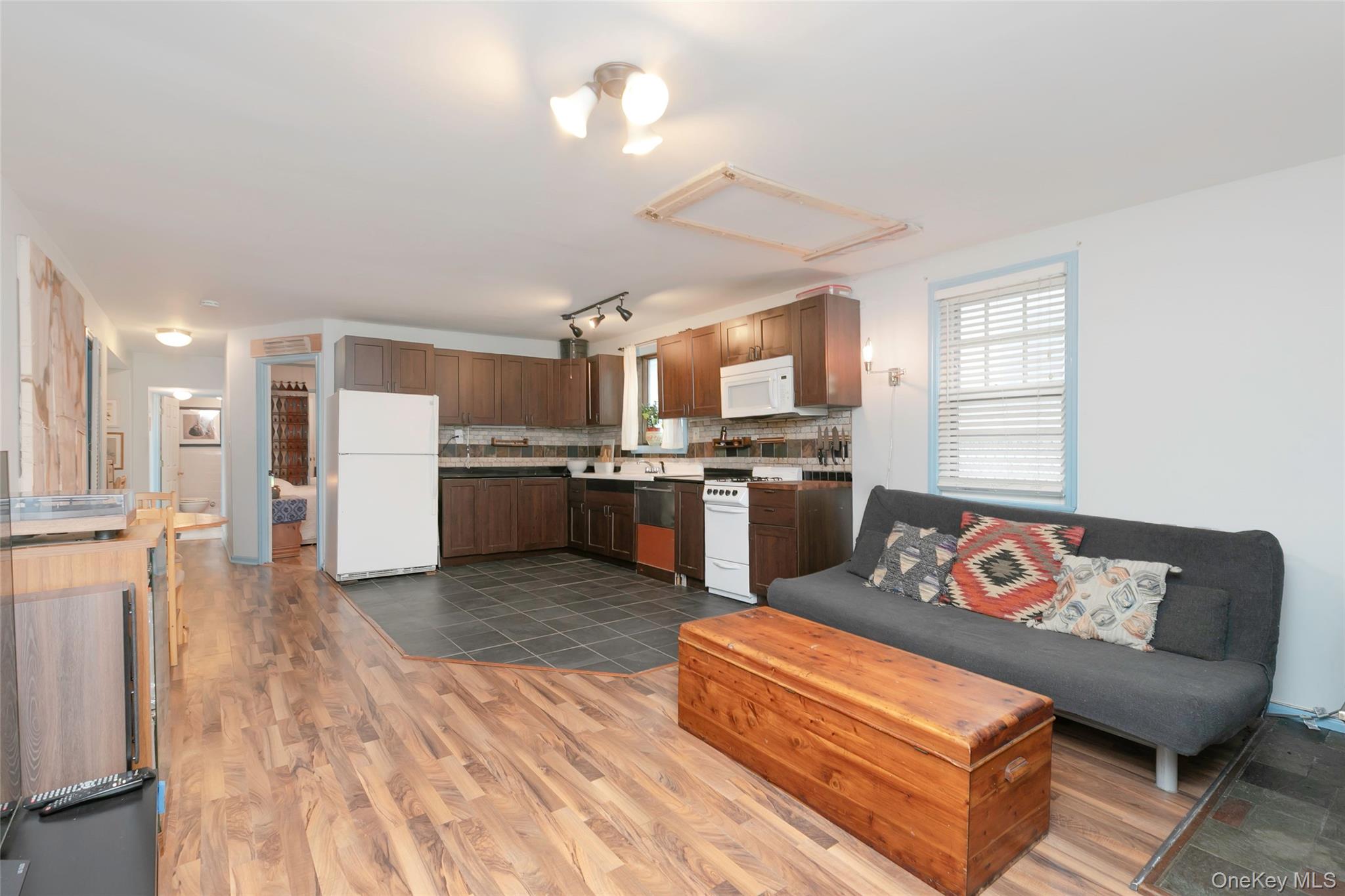 68 Tier Street, Bronx, NY 10464