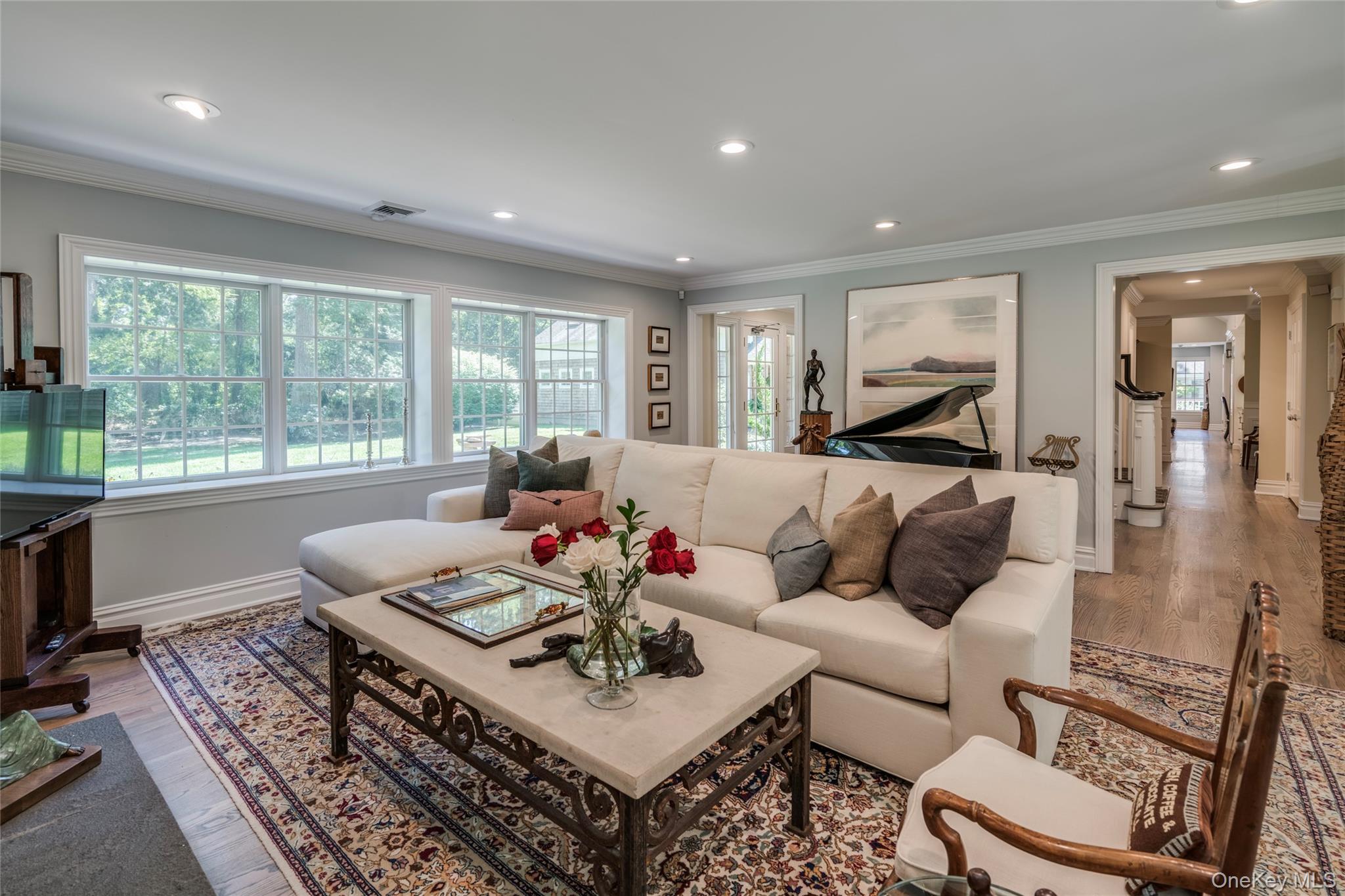 6 Camel Hollow Road, Lloyd Harbor, NY 11743