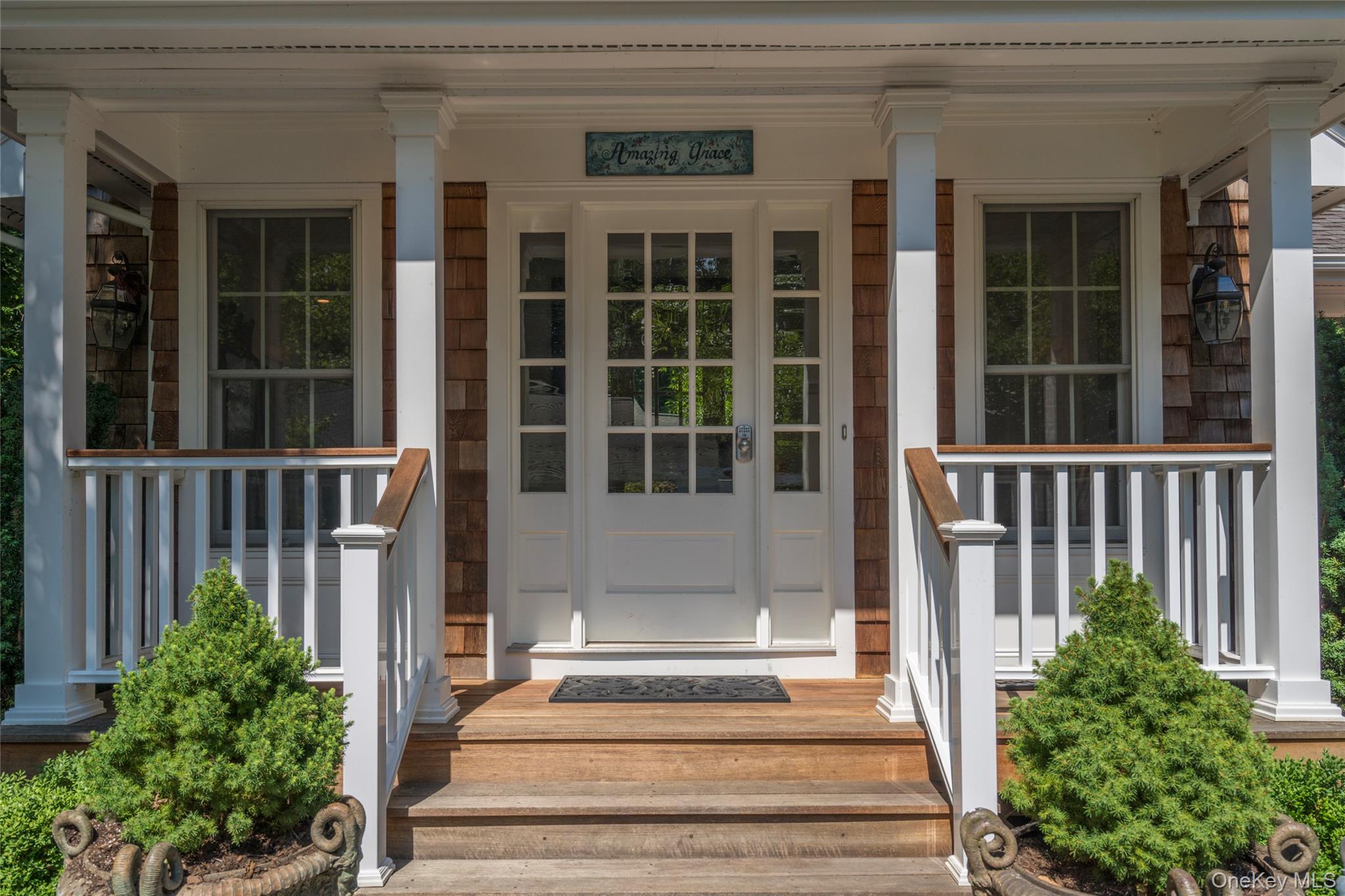 6 Camel Hollow Road, Lloyd Harbor, NY 11743