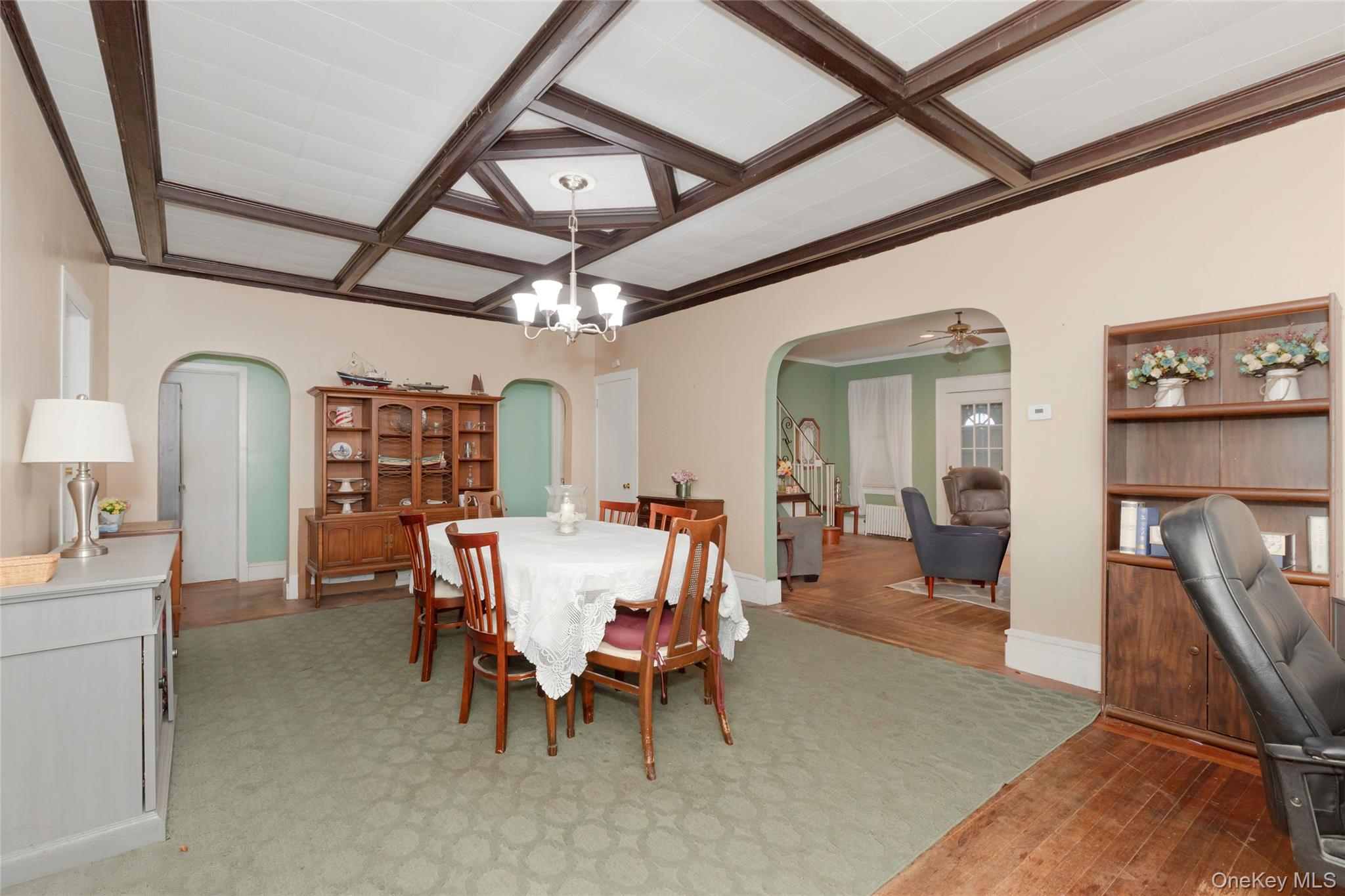 690 Minnieford Avenue, Bronx, NY 10464