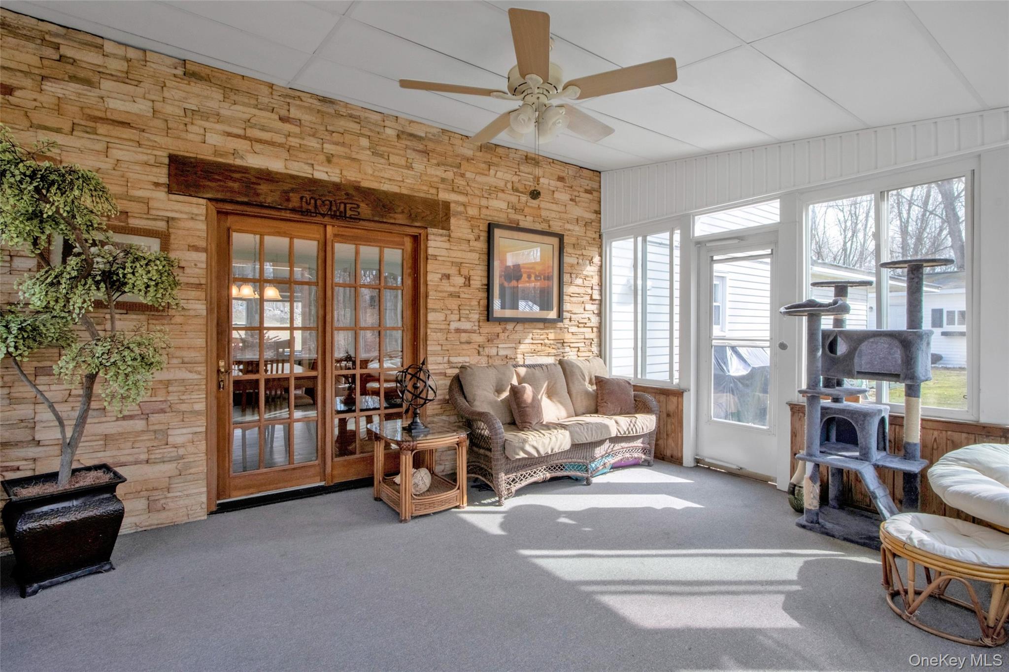 611 Twin Arch Road, Rock Tavern, NY 12575