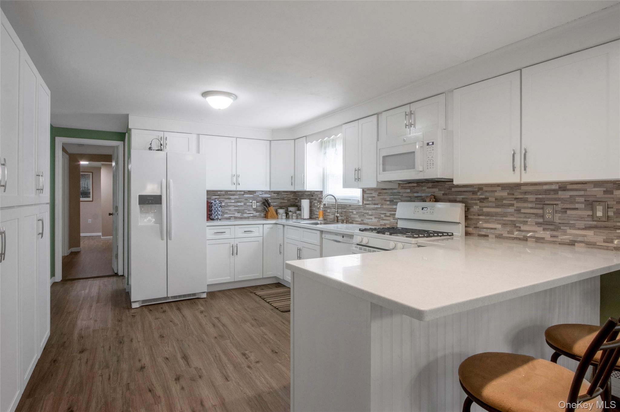 611 Twin Arch Road, Rock Tavern, NY 12575