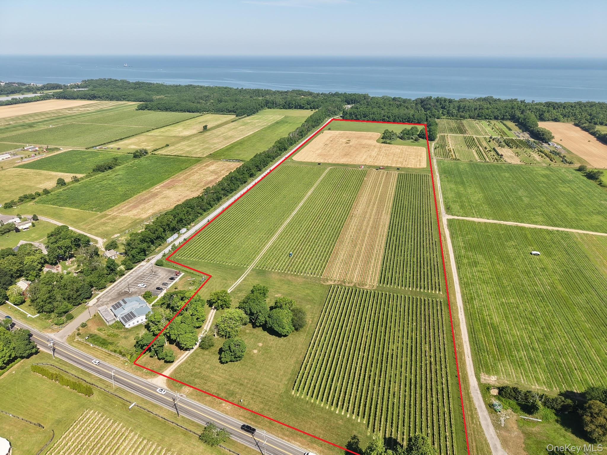 6094 Sound Avenue, Jamesport, NY 11947