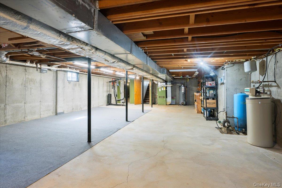 515 Corey Creek Lane, Southold, NY 11971