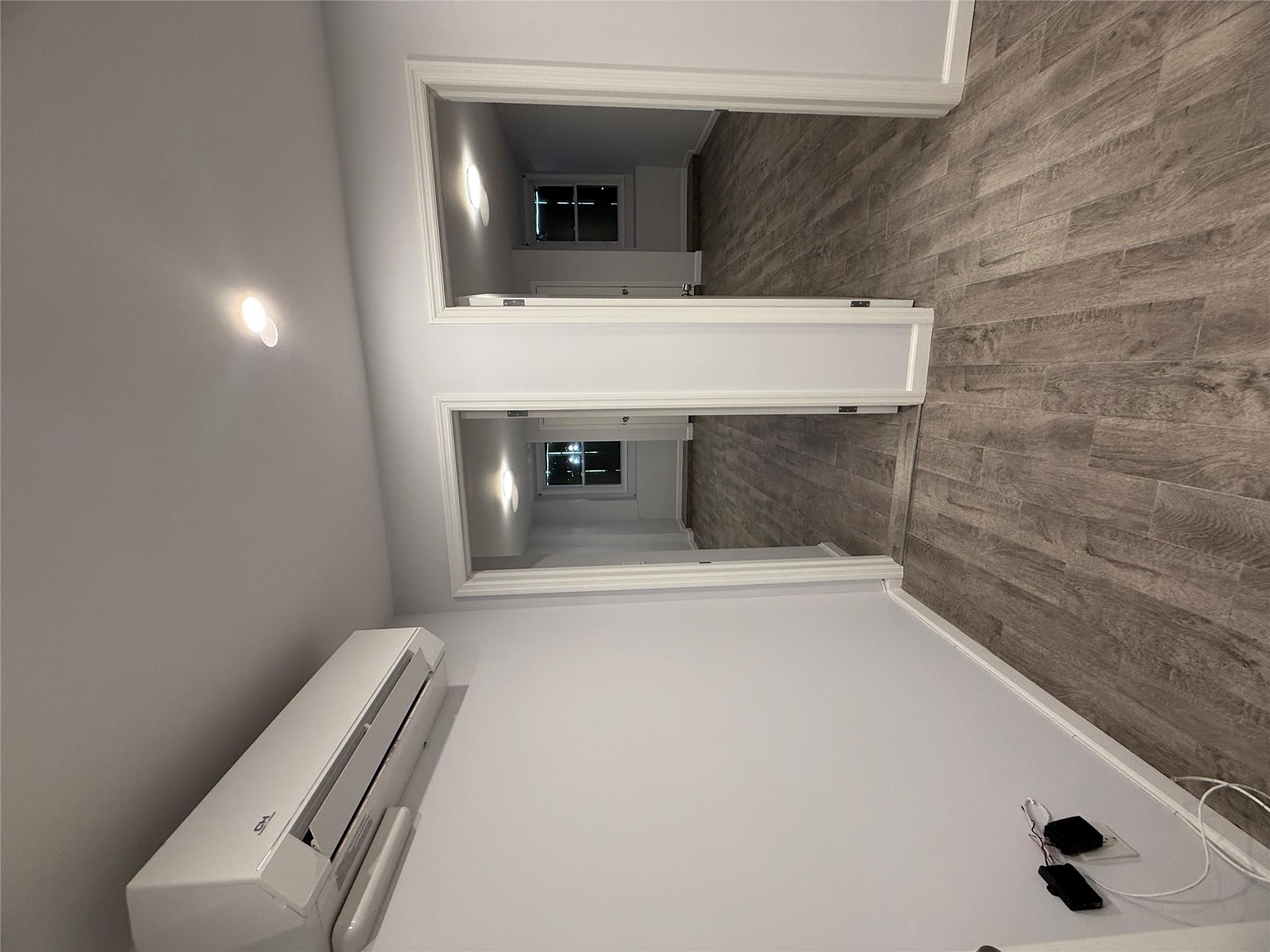 32 Main Street # 2nd Fl #A, Hempstead, NY 11550
