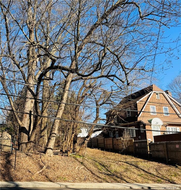 824 Saw Mill River Road, Yonkers, NY 10710