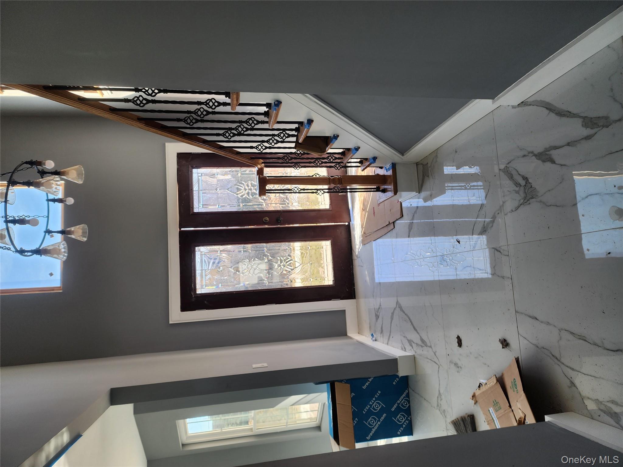 274 S10th Street, Lindenhurst, NY 11757