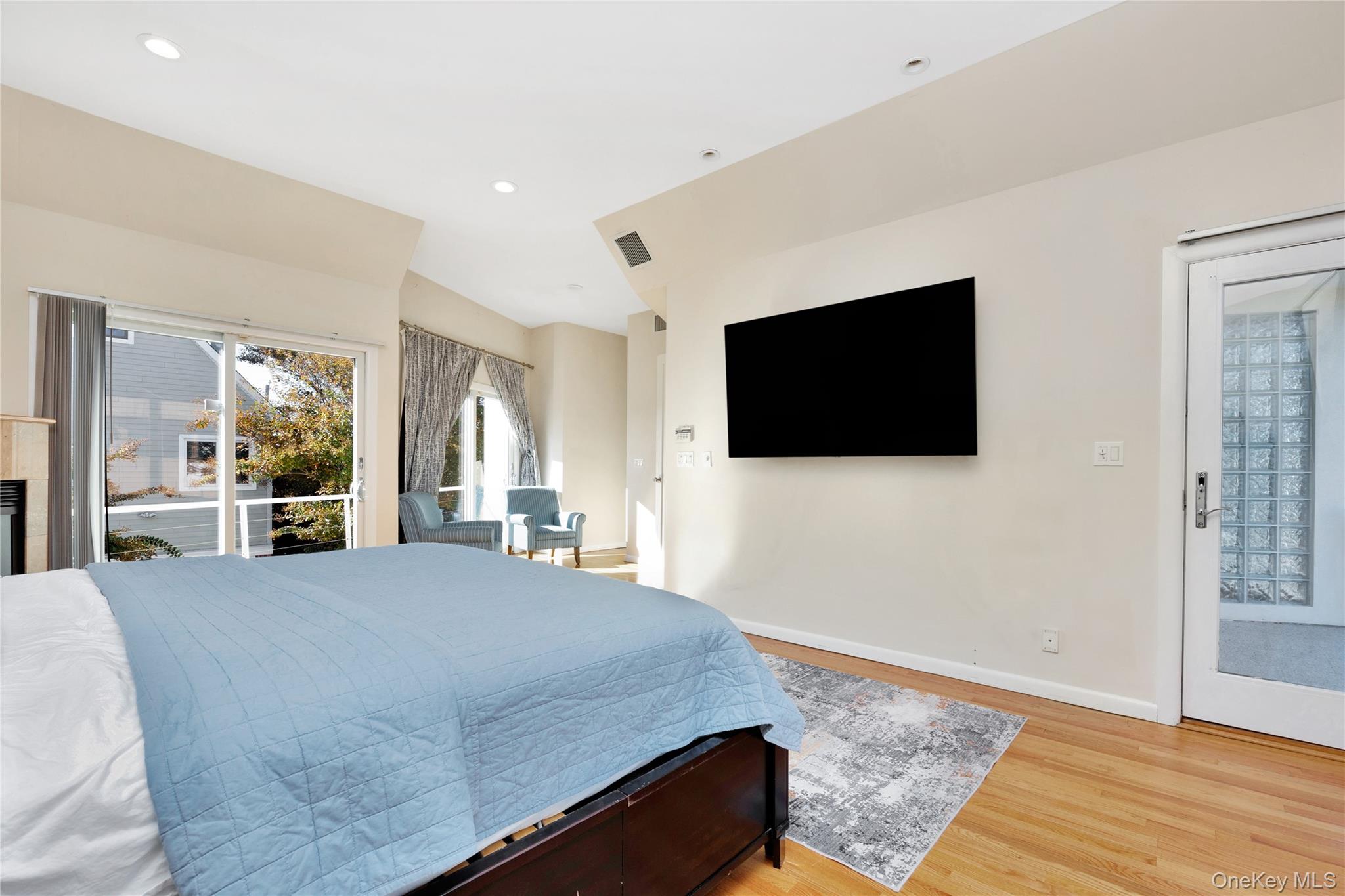 54 Matlock Street, Lido Beach, NY 11561