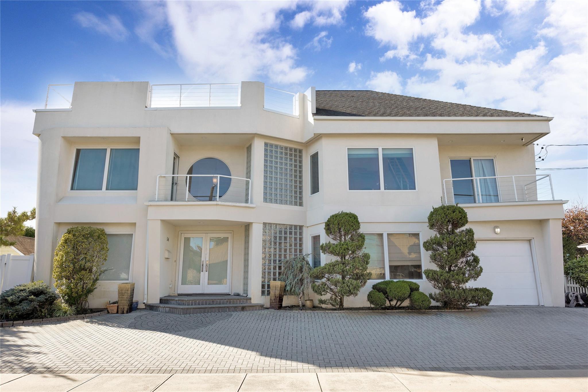 54 Matlock Street, Lido Beach, NY 11561