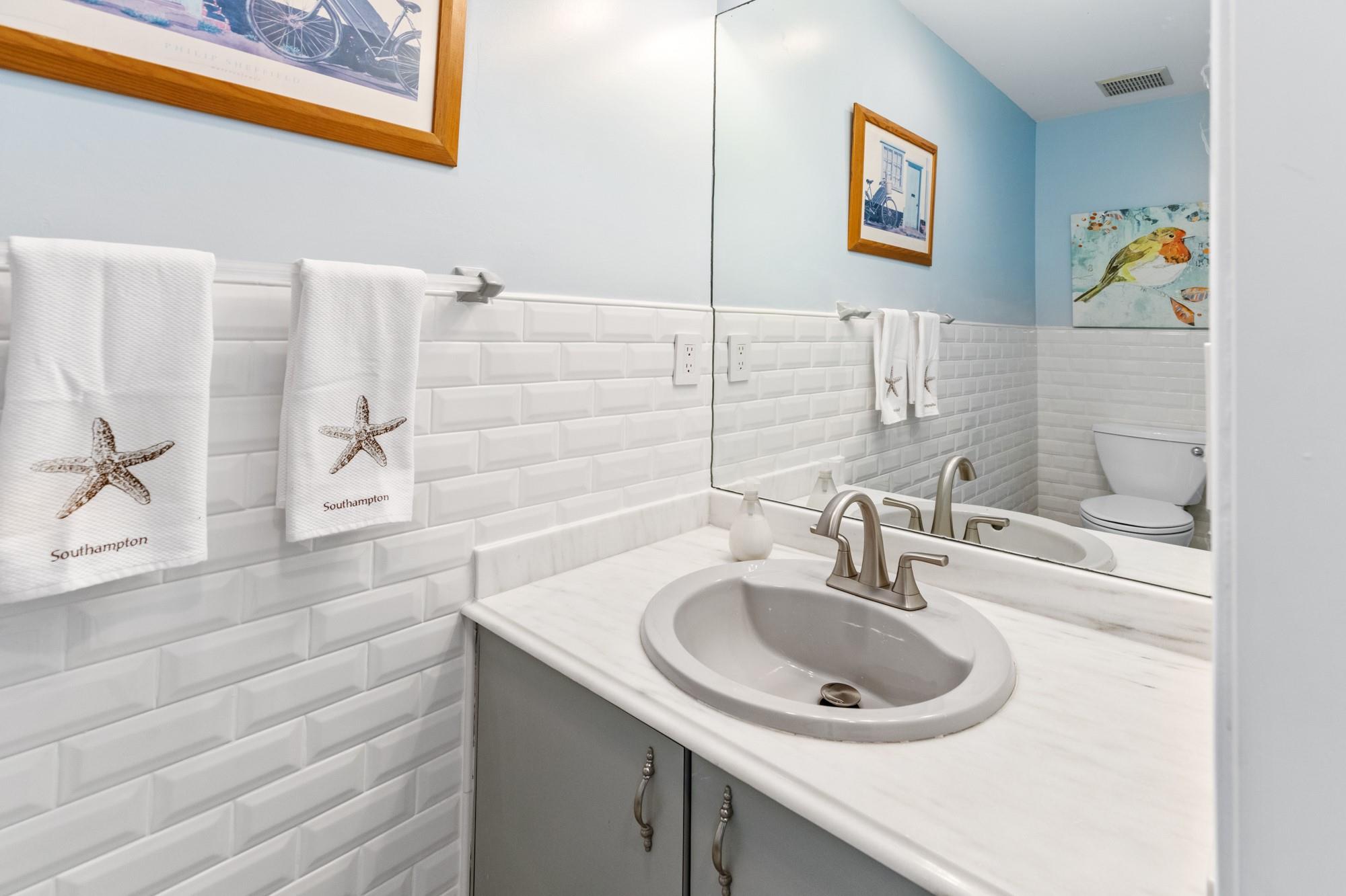 20 Scotch Mist Lane, Southampton, NY 11968