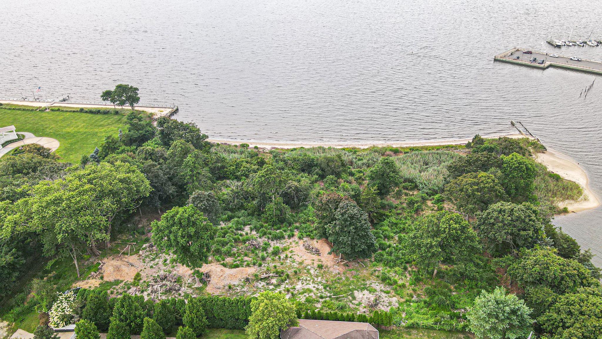 Private Private Road, Center Moriches, NY 11934