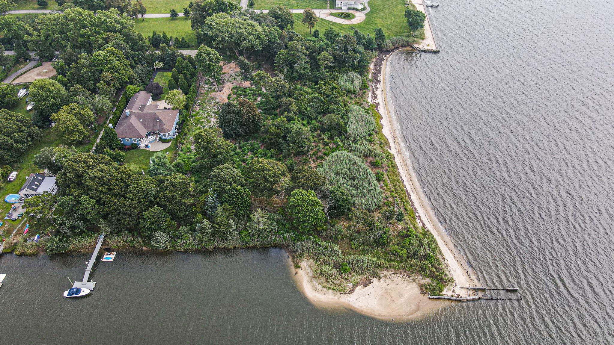 Private Private Road, Center Moriches, NY 11934