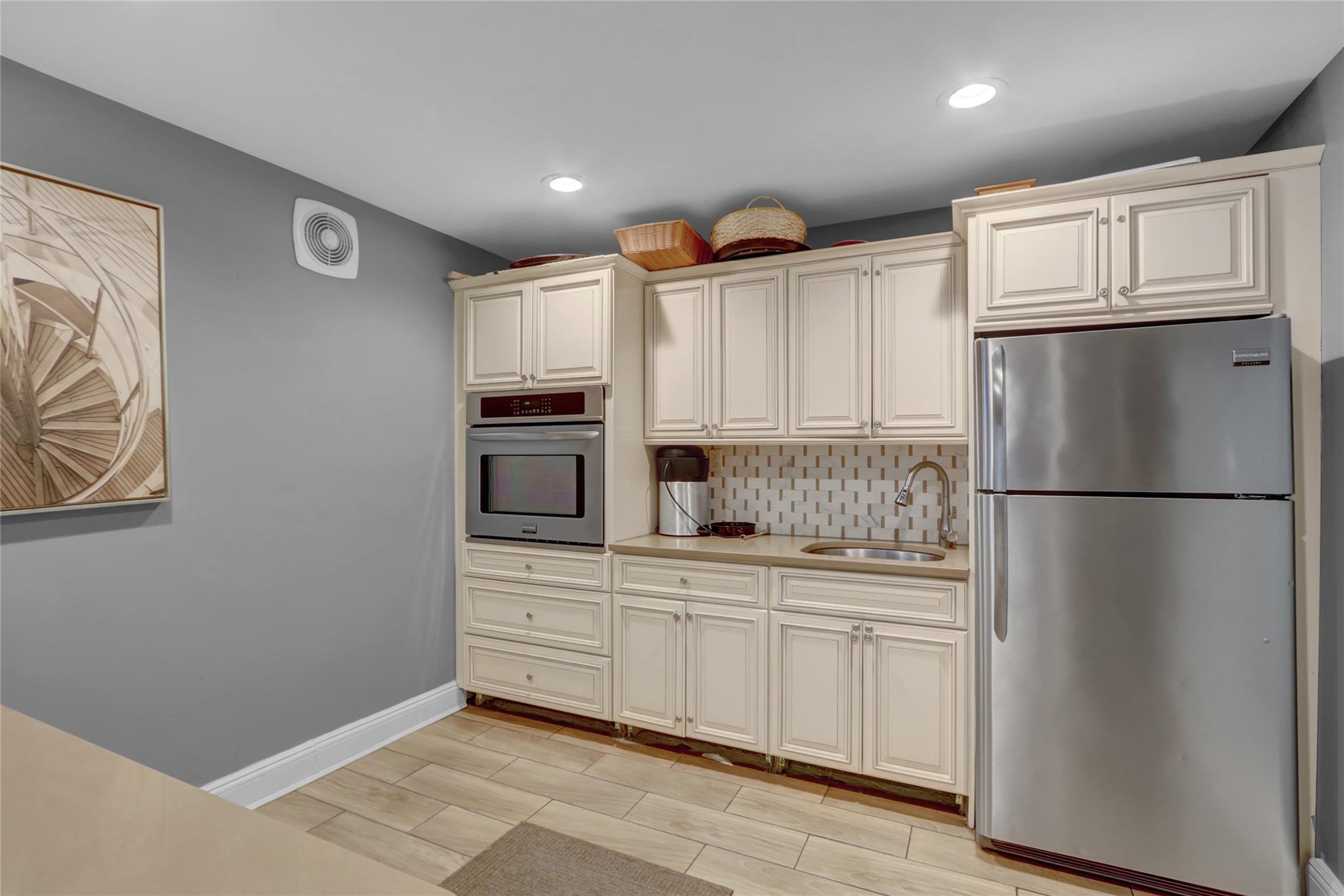 700 Shore Road # 2CC, Long Beach, NY 11561