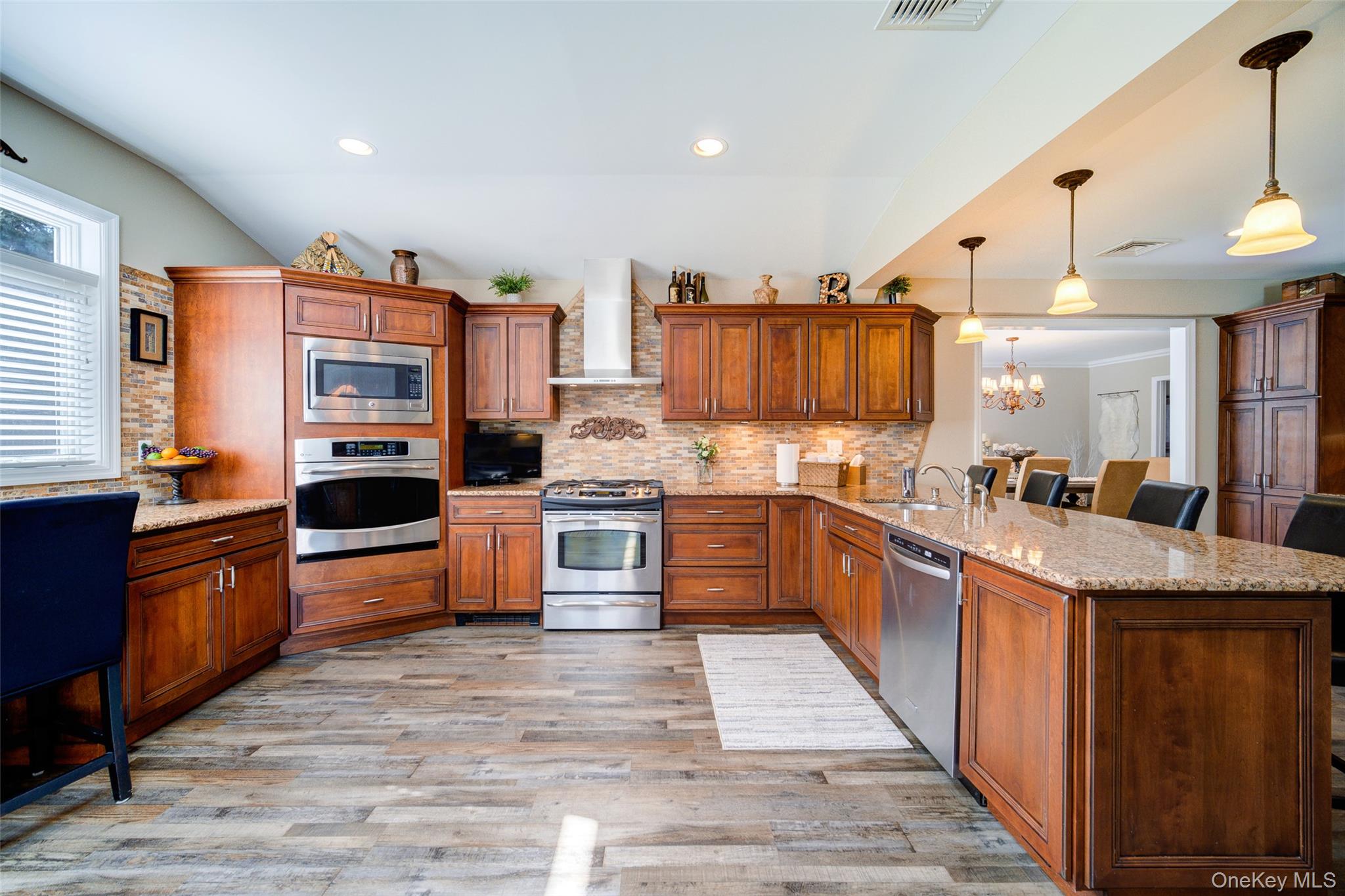 28 Haskell Avenue, Airmont, NY 10901