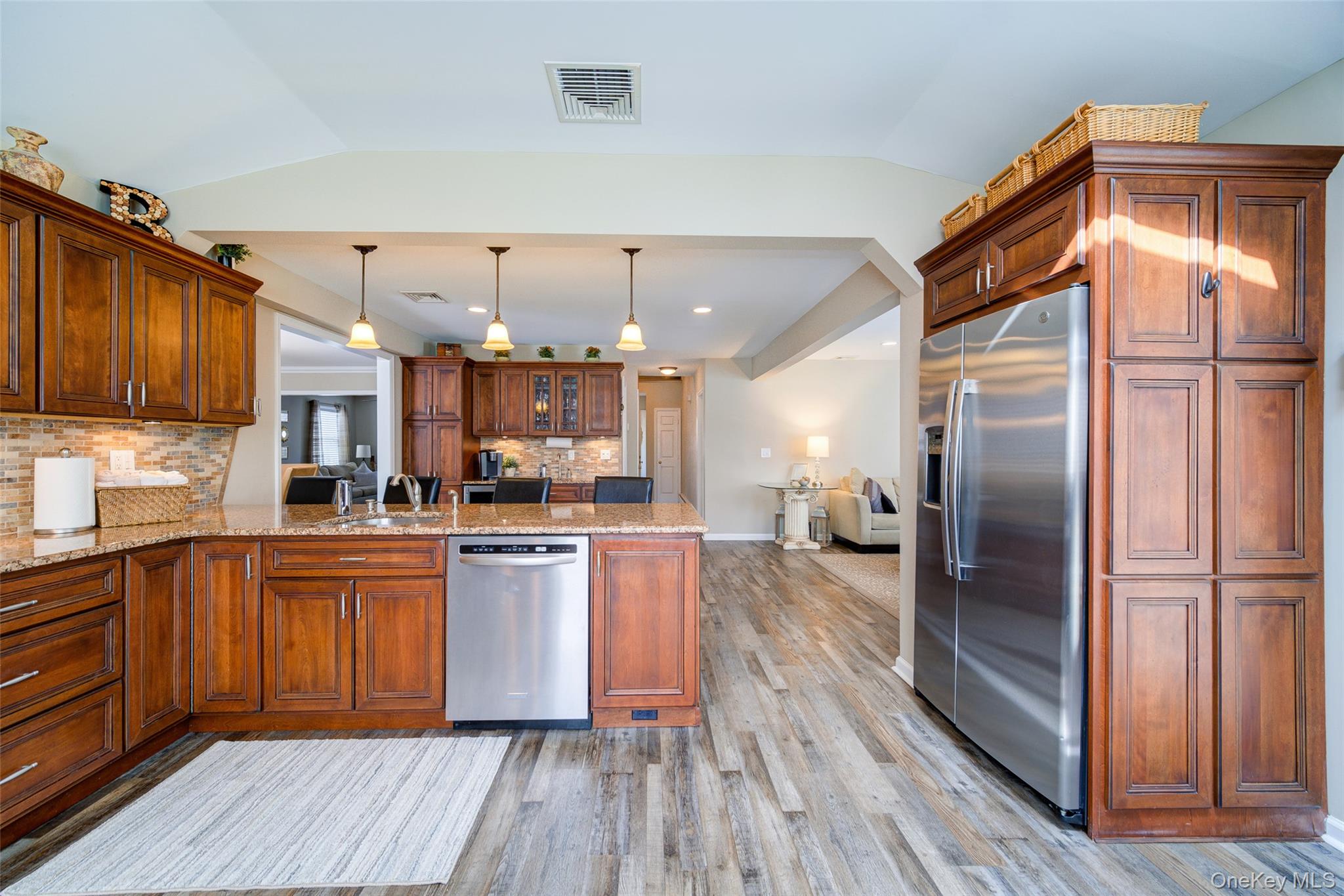 28 Haskell Avenue, Airmont, NY 10901