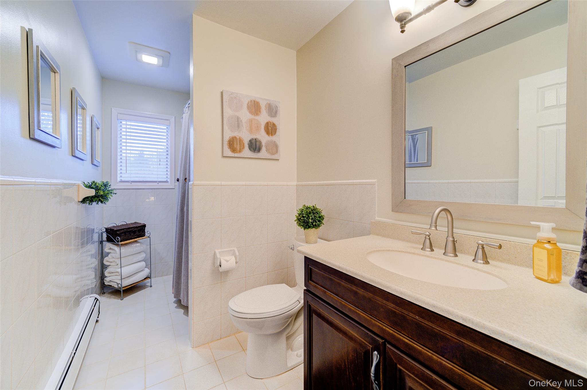 28 Haskell Avenue, Airmont, NY 10901