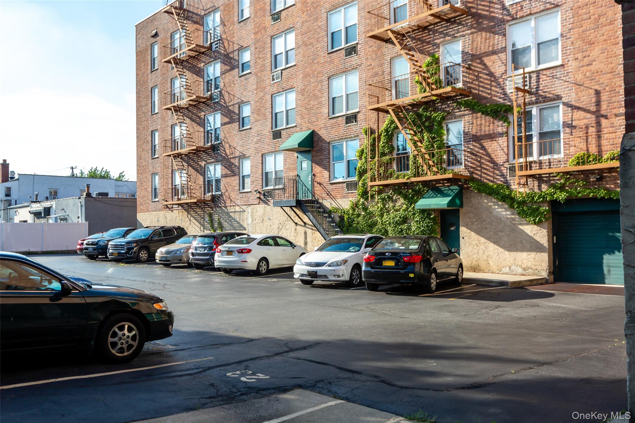 504 Merrick Road # 2k, Lynbrook, NY 11563