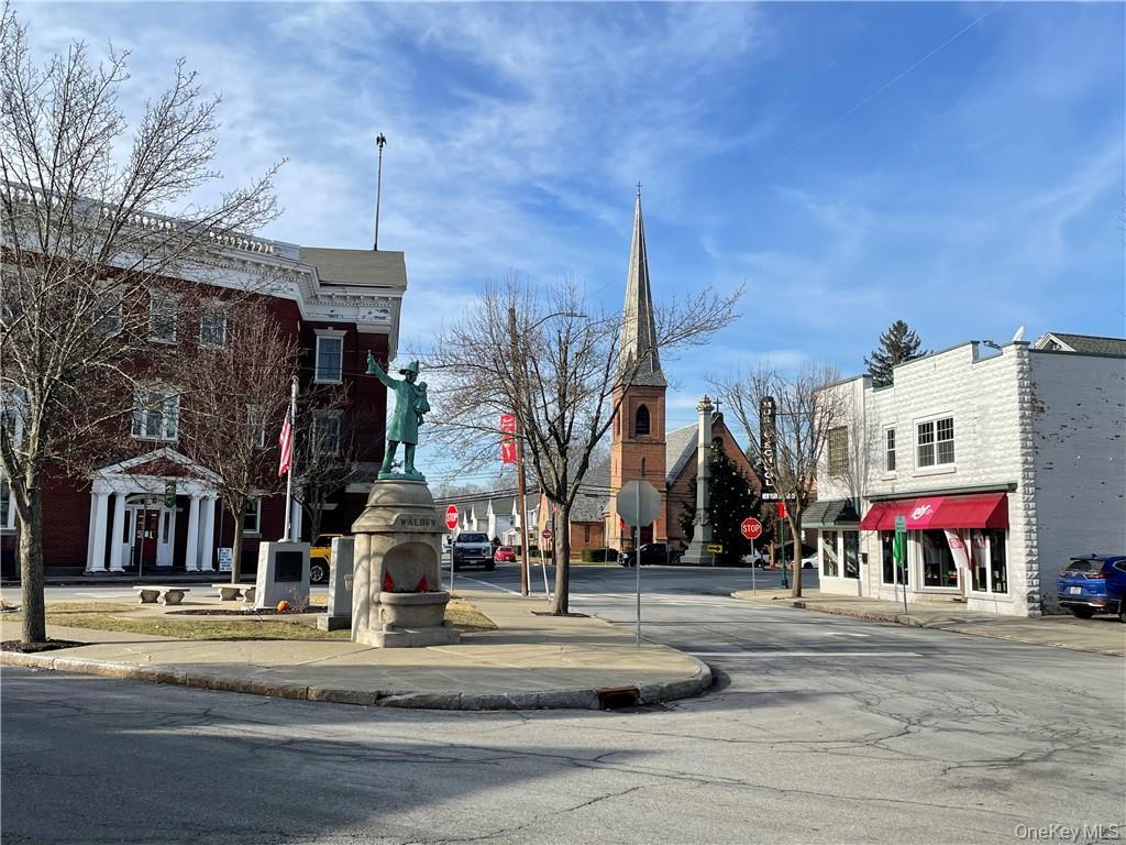 42 Orchard Street, Walden, NY 12586