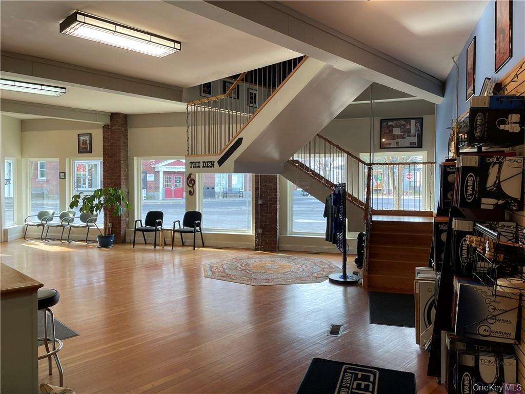 42 Orchard Street, Walden, NY 12586