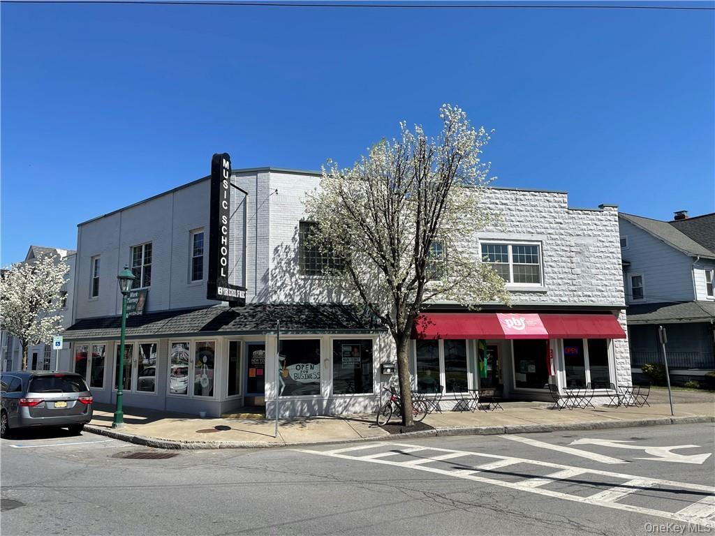 42 Orchard Street, Walden, NY 12586