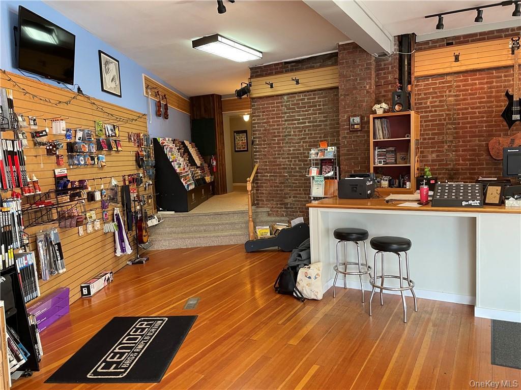 42 Orchard Street, Walden, NY 12586