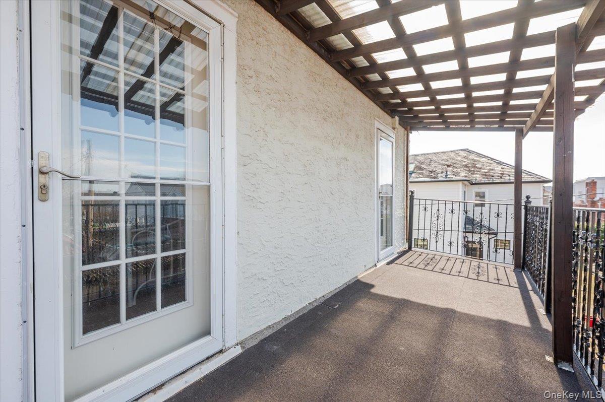 211 Laurelton Boulevard, Long Beach, NY 11561