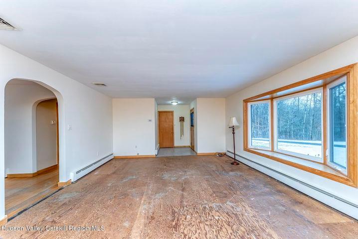 435 Samsonville Road, Kerhonkson, NY 12446