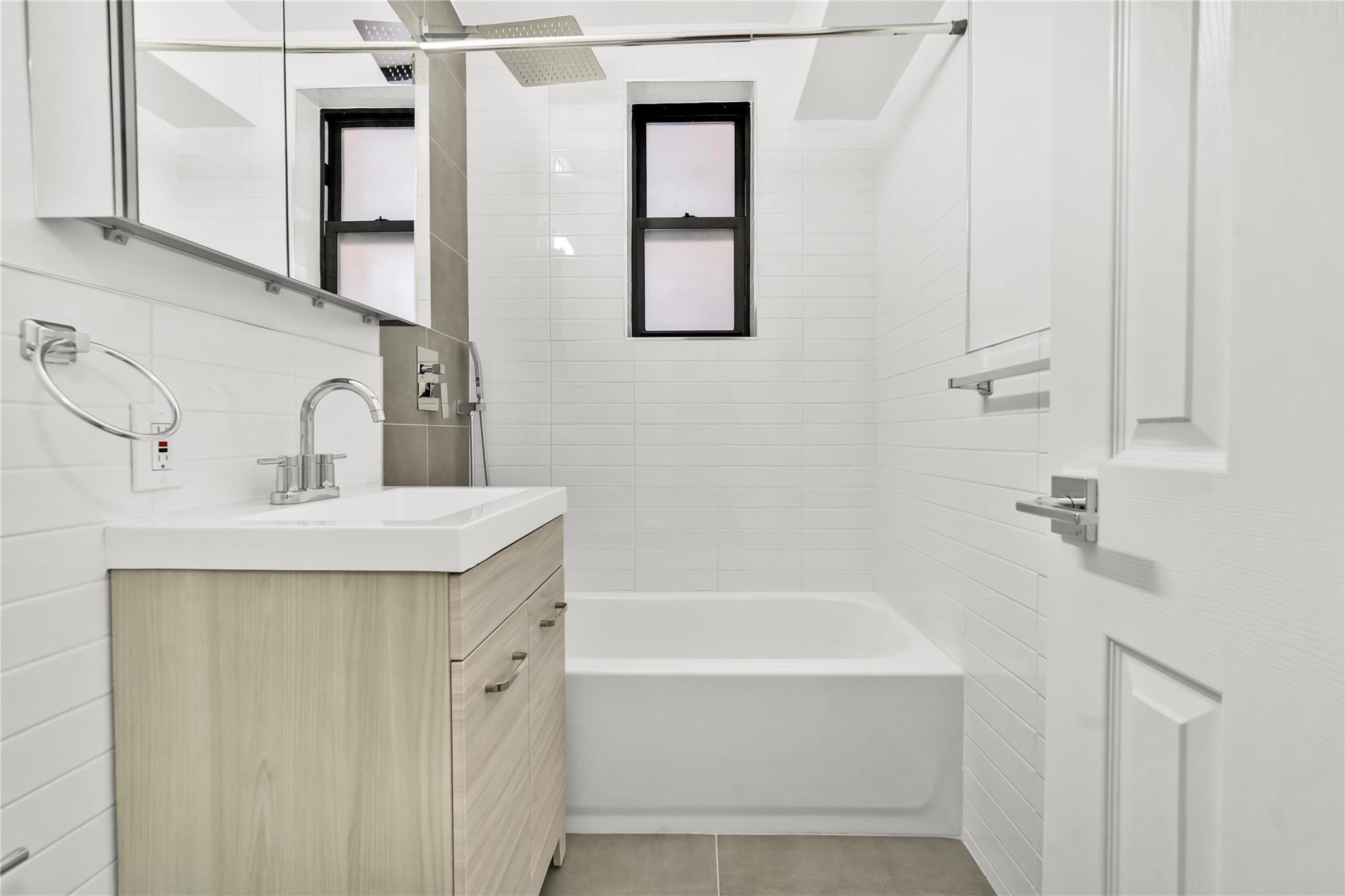 10 E 43rd Street # 4K, Brooklyn, NY 11203