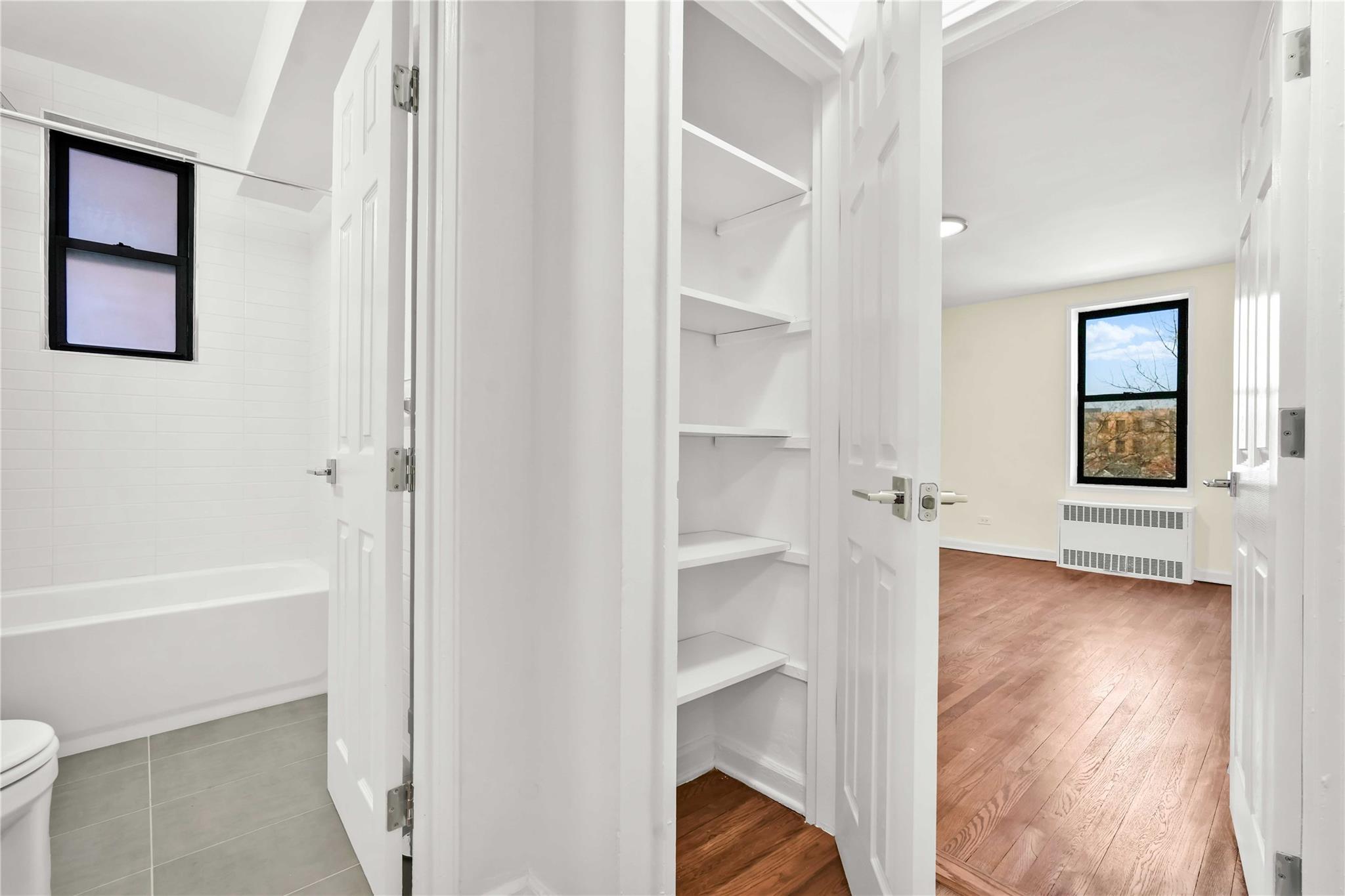 10 E 43rd Street # 4K, Brooklyn, NY 11203