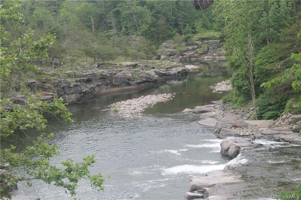 Newry Road, Greenville, NY 12083