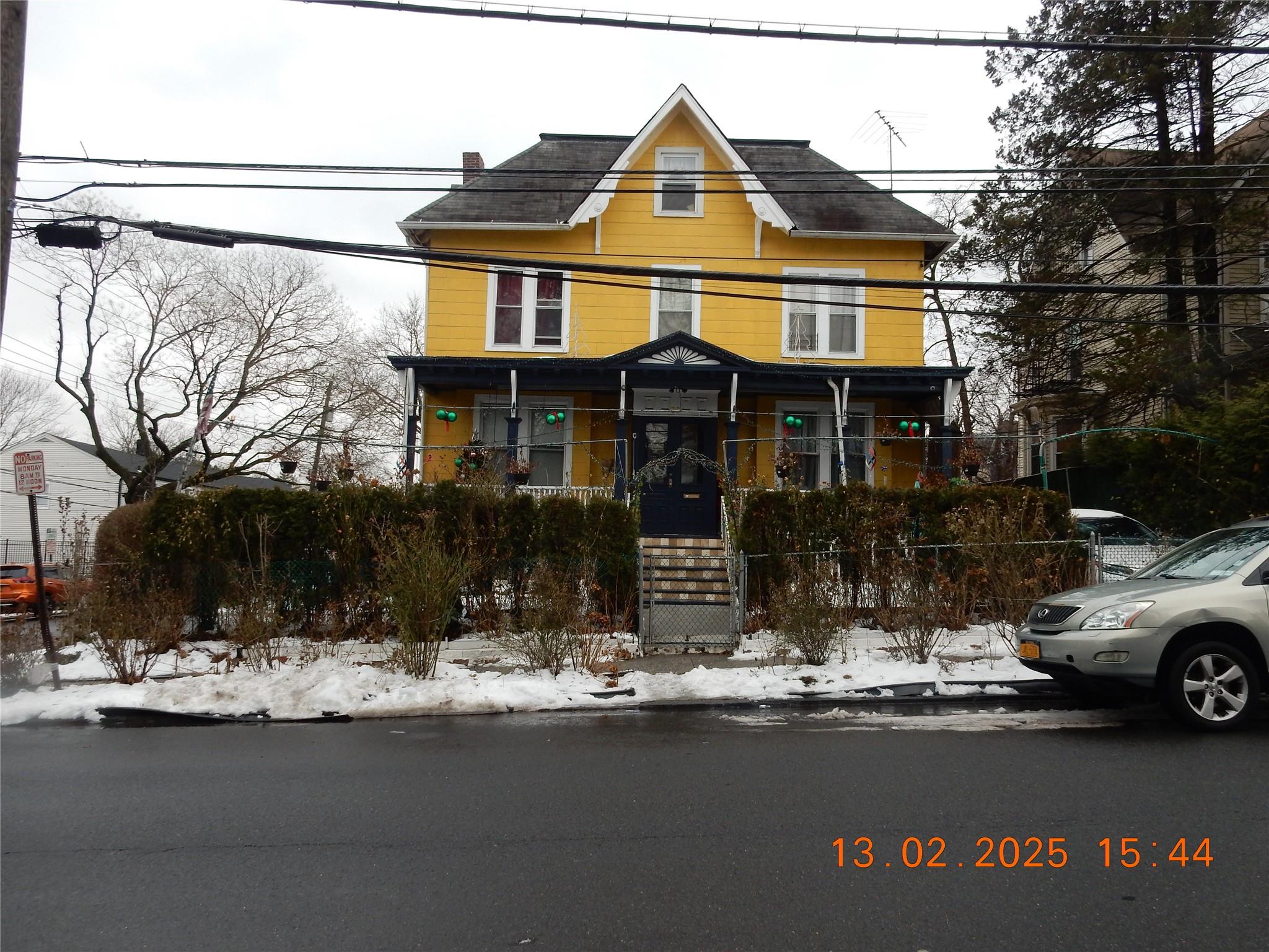 50 W 2nd Street, Mount Vernon, NY 10550