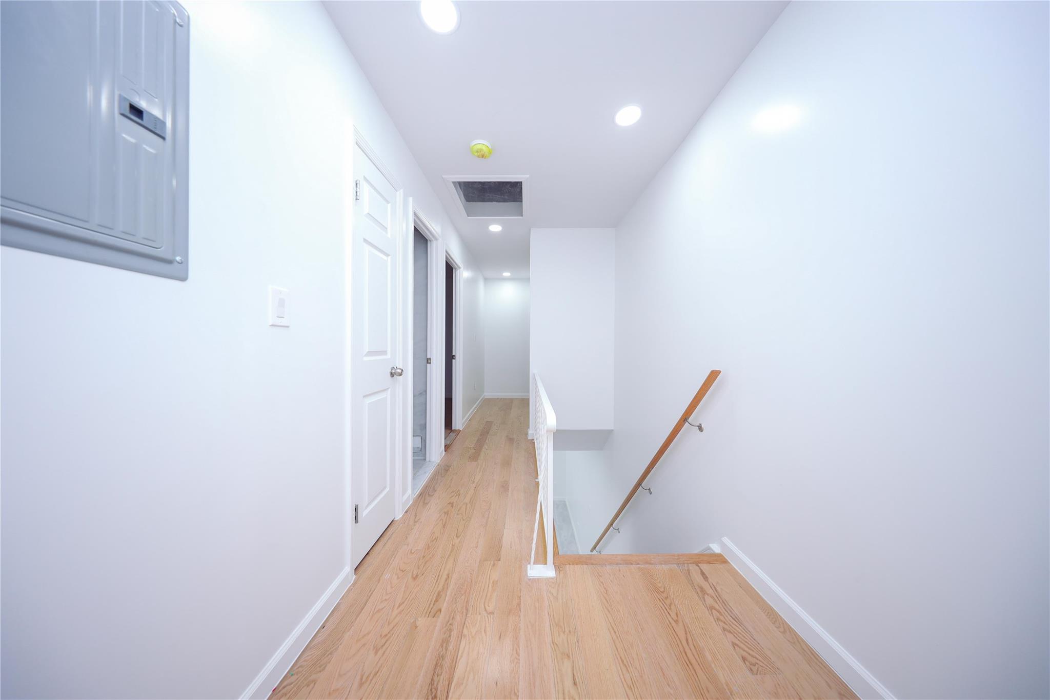 84 Elm Street, Staten Island, NY 10310