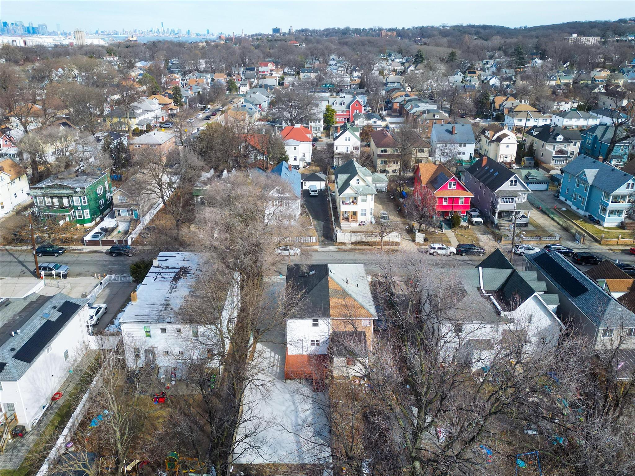 84 Elm Street, Staten Island, NY 10310