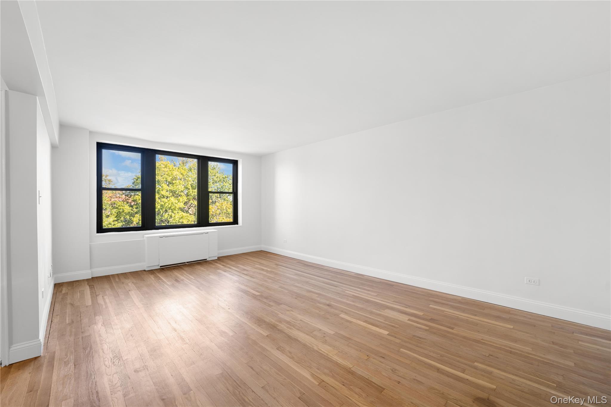 18-35 Corporal Kennedy Street # 5C, Bayside, NY 11360