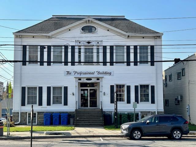 62 N Main Street # 215, Florida, NY 10921