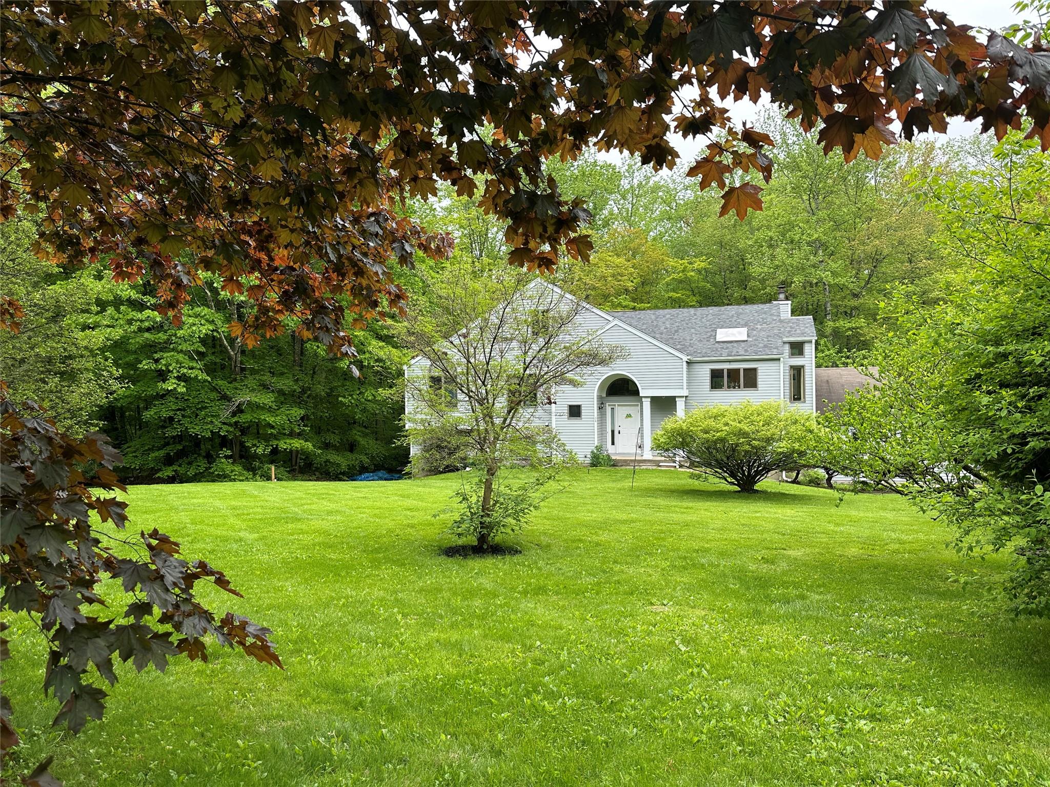 54 Stonewall Farm Road, Mahopac, NY 10541