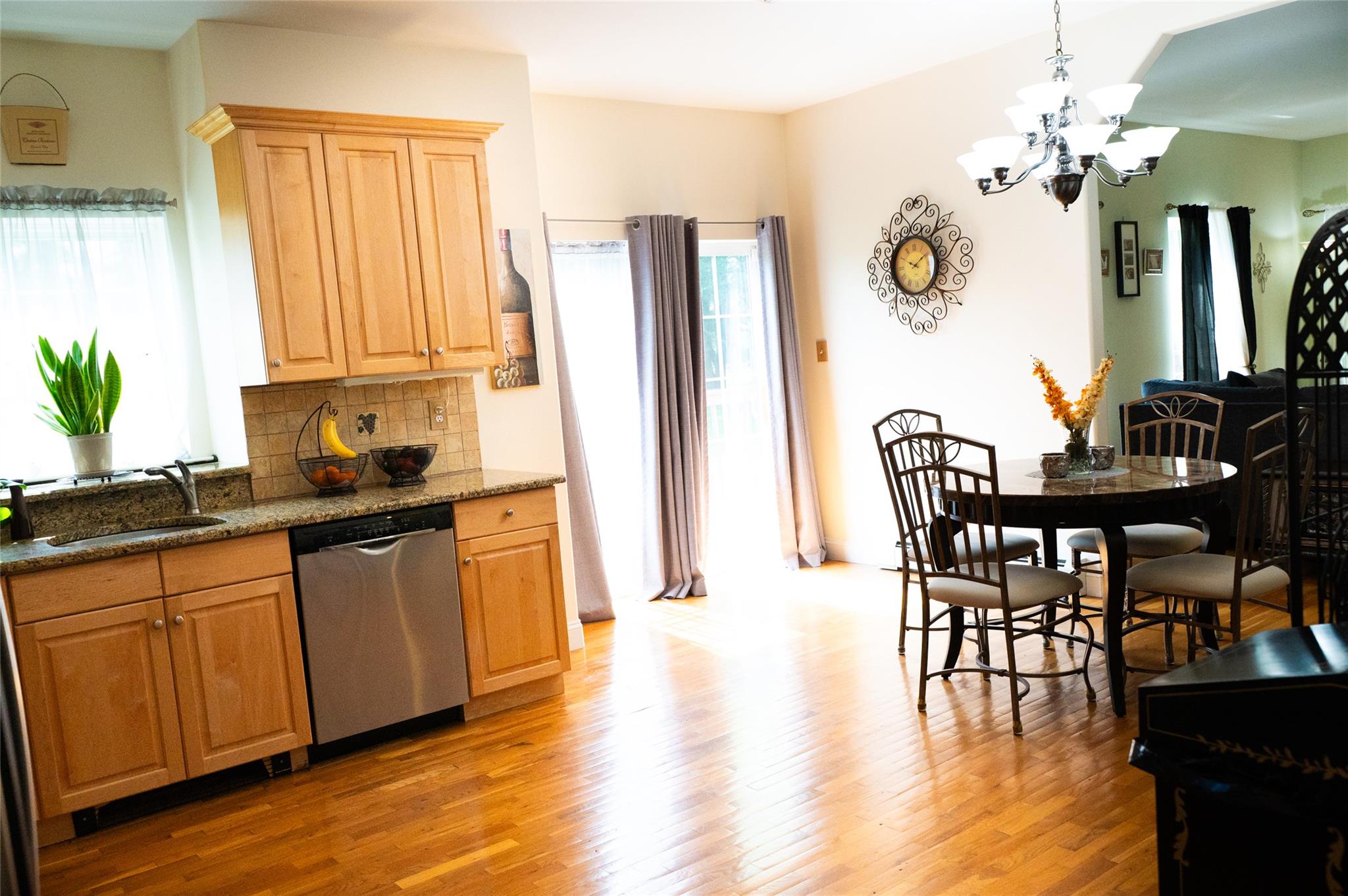 7 Victorian Court, Milton, NY 12547