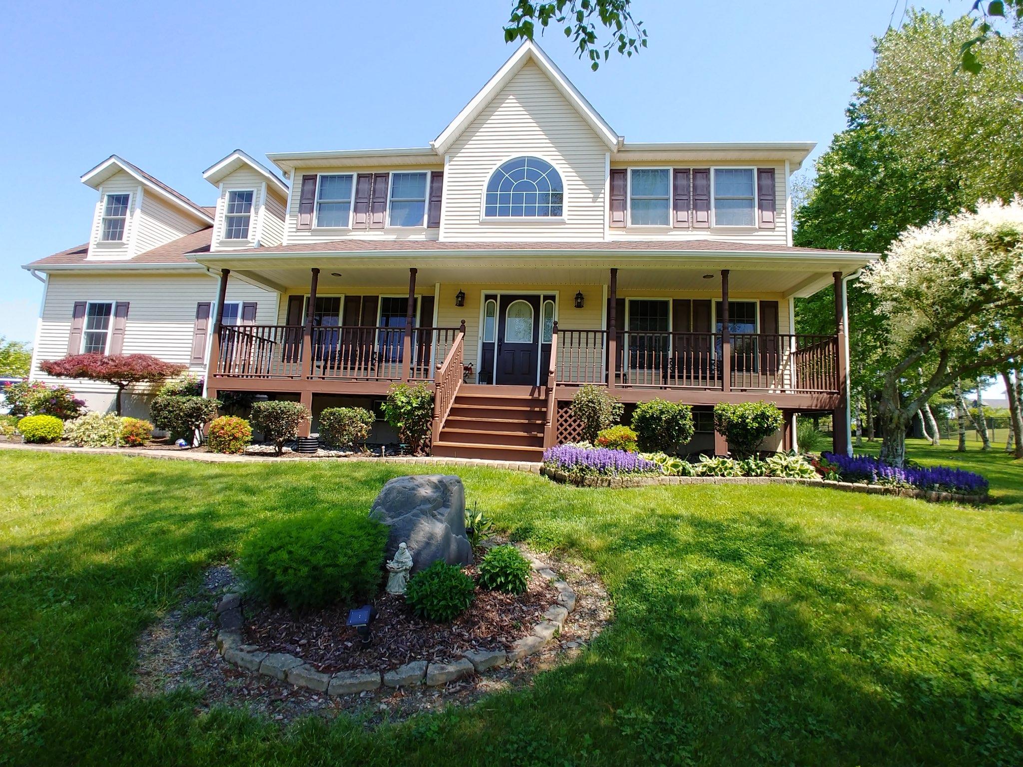 7 Victorian Court, Milton, NY 12547