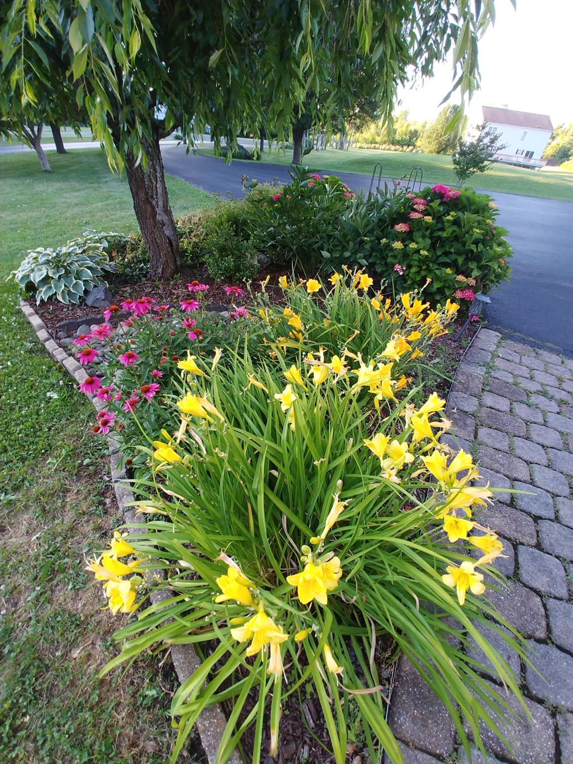 7 Victorian Court, Milton, NY 12547