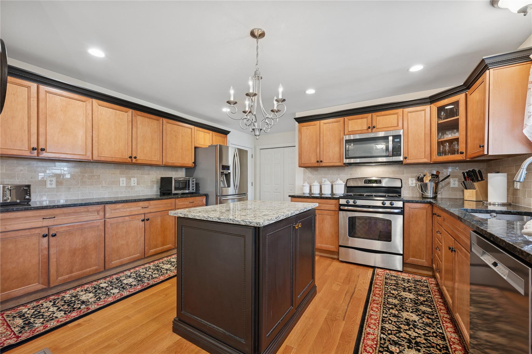 25 Fortune Cookie Lane, Hampton Bays, NY 11946