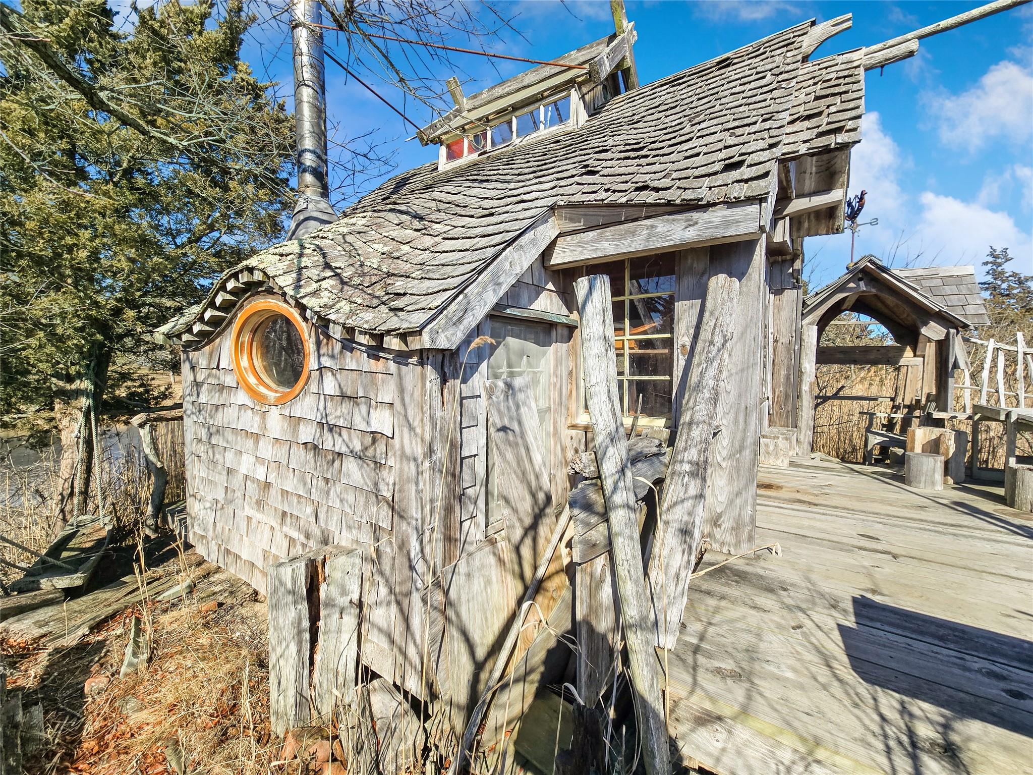 59 Burnett Lane, Brookhaven, NY 11719